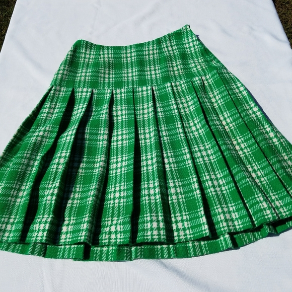 Vintage Dresses & Skirts - VTG 70's 60's Green Plaid Pleated Skirt Small 4 6